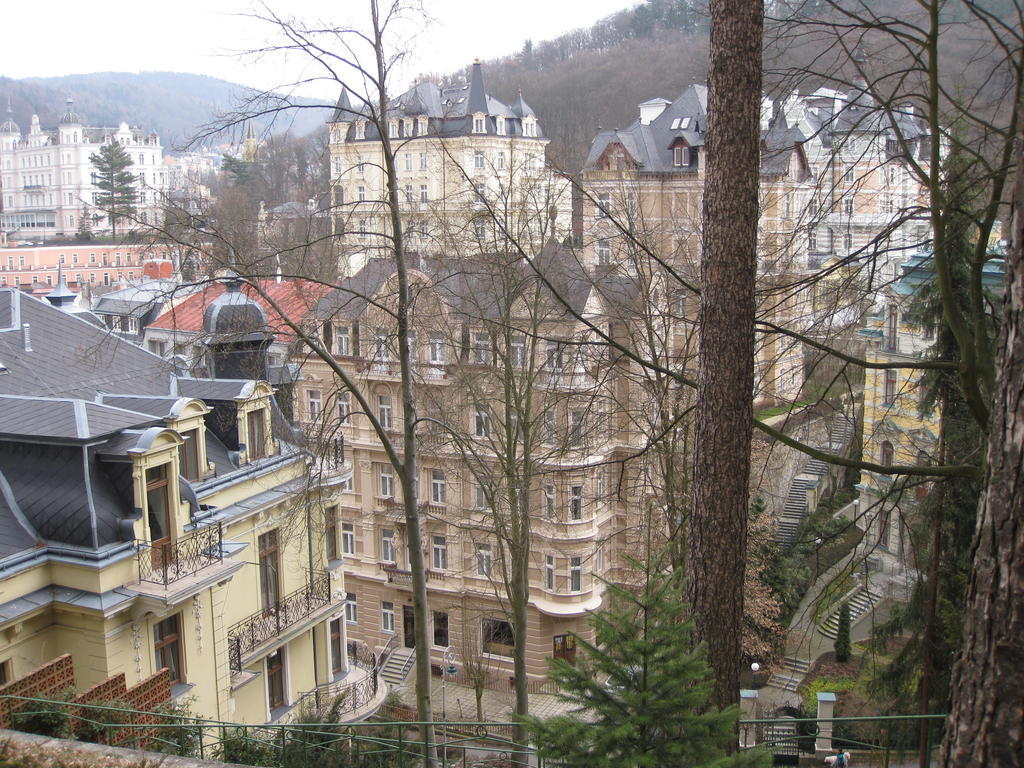 Apartment Sadova Karlsbad Buitenkant foto